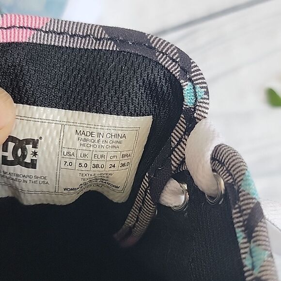 DC Manual Platform Denim Lace-Up Skate Sneakers Womens Size 7 - Picture 7 of 9